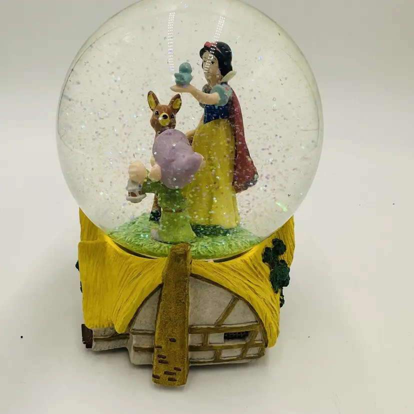 Disney Snow White Dopey Snow Globe Someday My Prince Will Come Musical Deer