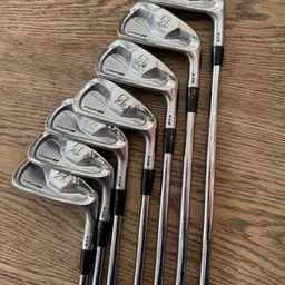 Bridgestone Tour B, X-CB Irons, 4-PW, KBS Prototype S taper 120g Shafts