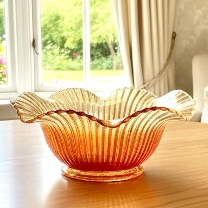 #18 1906 Carnival Glass Bowl, Federal Glass Marigold 8.5” w & 4 tall