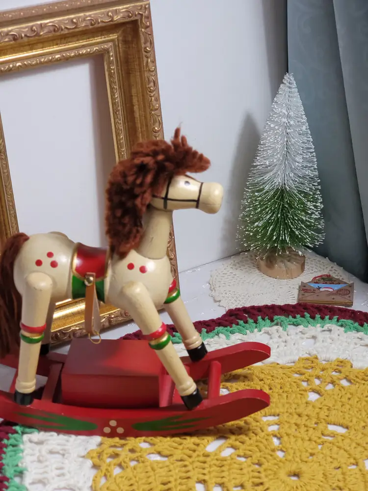 Brooches, bundles, and more!