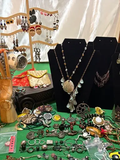 Jewelry Dig $3, $5 and $10 Starts 