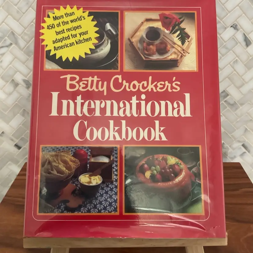 110b Betty Crocker Hard Cover Cookbook