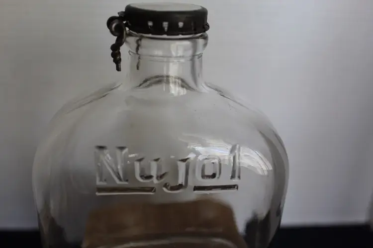 Vintage Nujol Clear Glass Mineral Oil Medicine Bottle 5 X 4 Inch W Lid