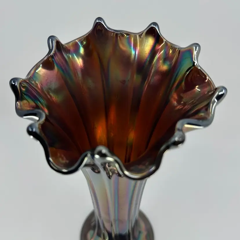 Vintage Northwood 9 Finger Thin Rib  Amethyst Carnival Glass Swung Vase 10.5”✨Glows