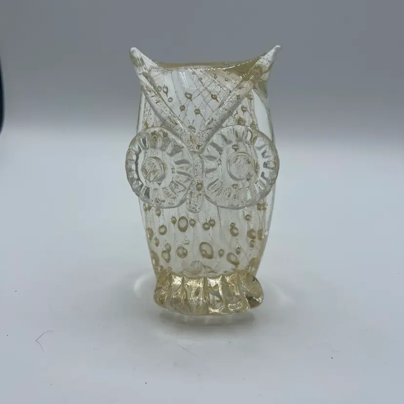 Murano Glass Owl Paperweight Controlled Bubbles Gold Flecks 5.25”