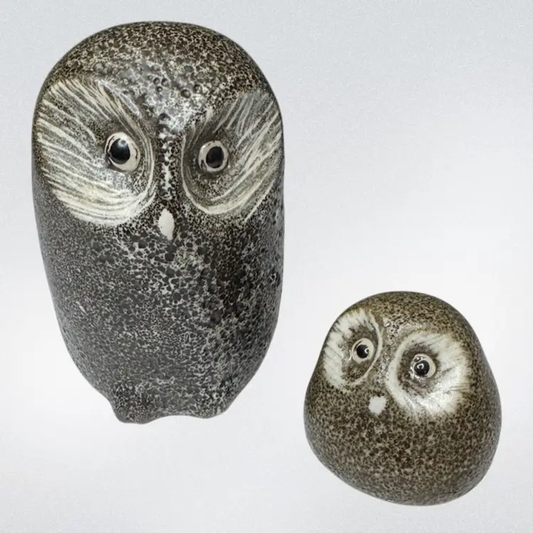 Pigeon Forge Pottery Speckled Lave Texture Set of 2 Owls.