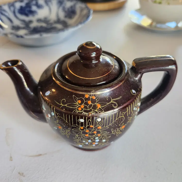 Brown Betty Tea Pot