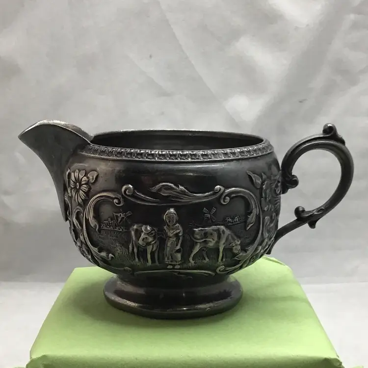 Derby Silverplate company Creamer