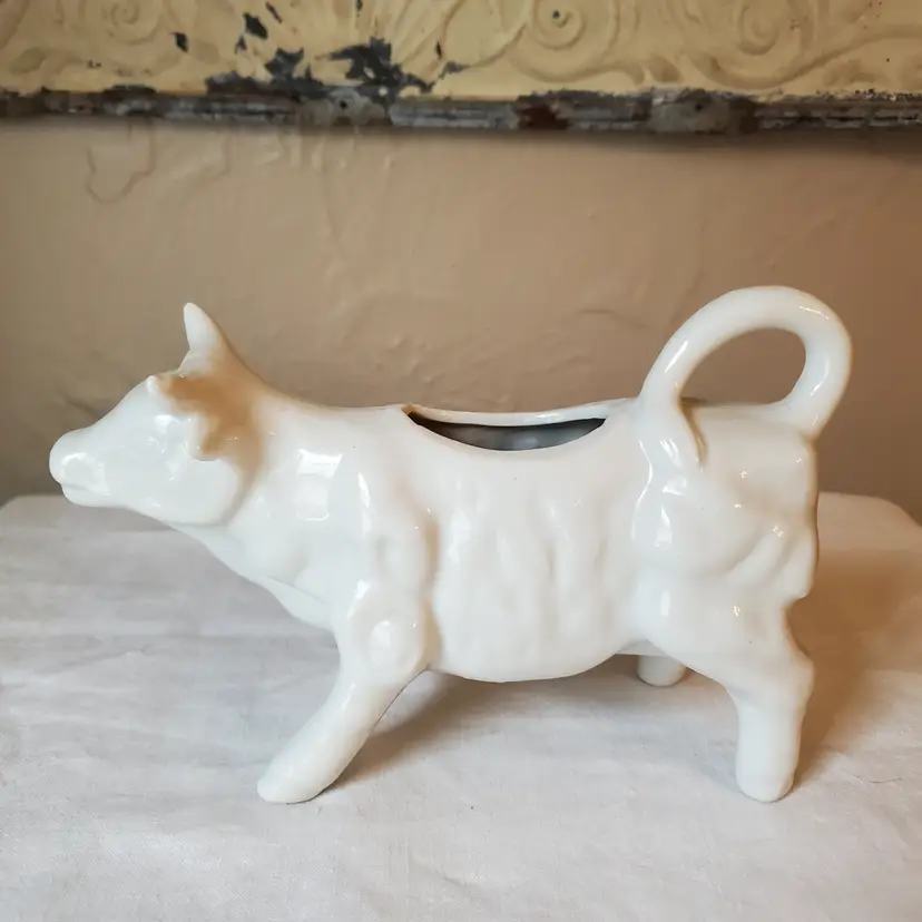 White Ceramic Cow Creamer