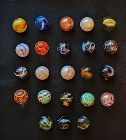 #23 - Marble Show-Some Glow! (Choice) $5