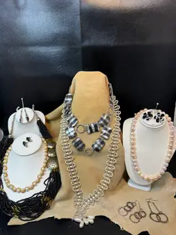 Vintage Costume Jewelry Lot