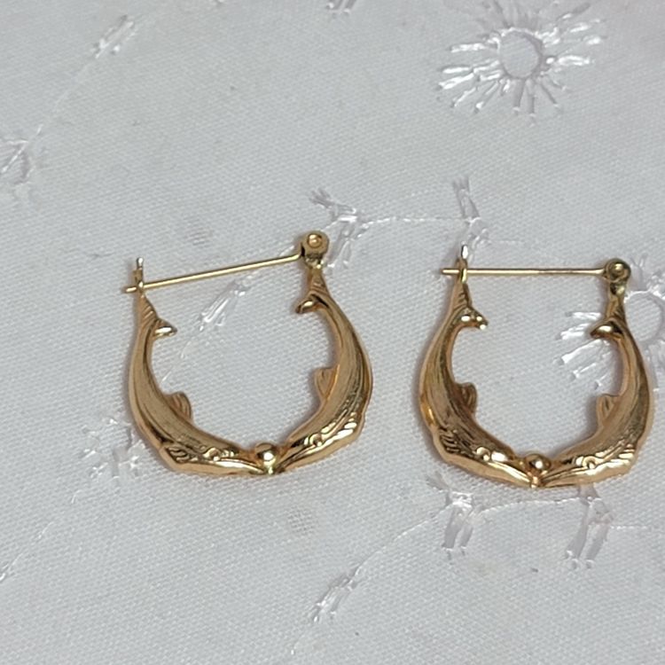 Vintage 14kt gold dolphin hoop earrings