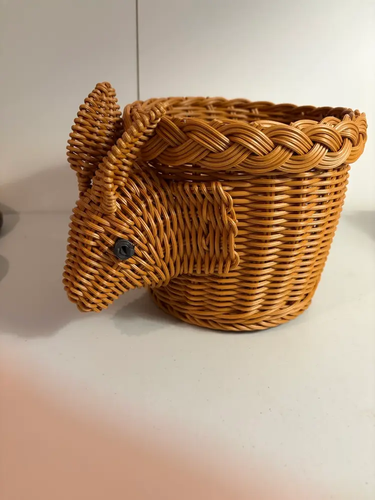 Bunny Shaped Fruit Holder Serving Tray for Home Kitchen, Restaurant, Outdoor