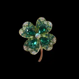 #08 - Gold Tone Shamrock Brooch