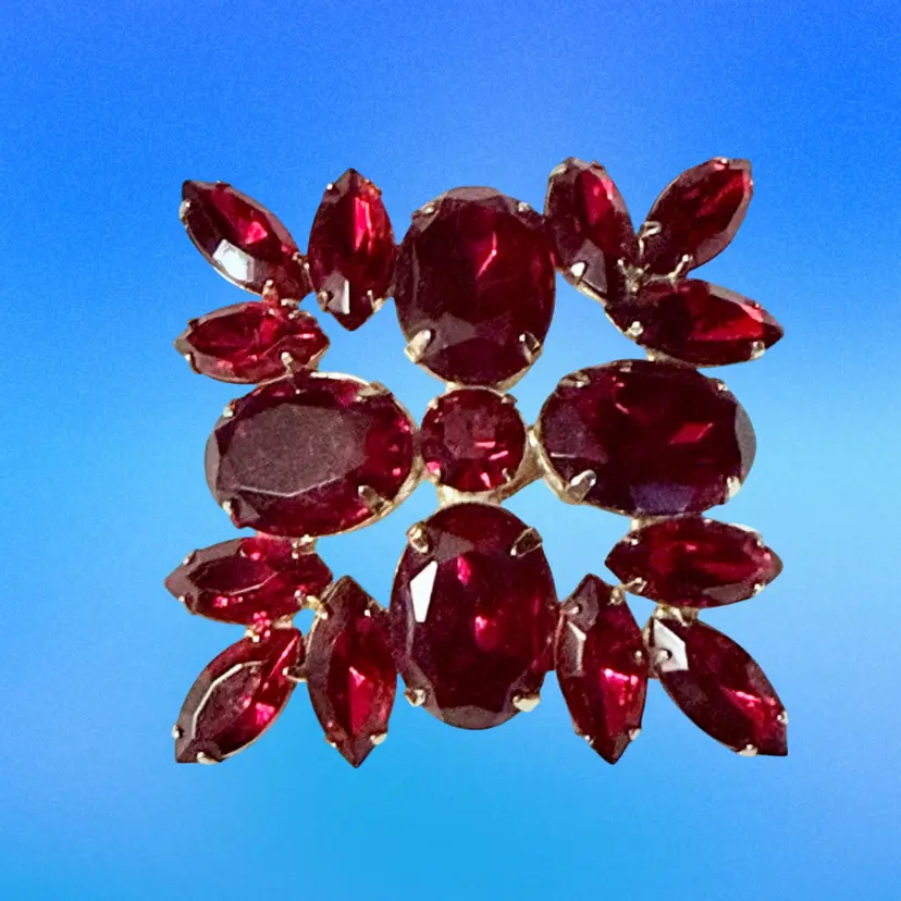 Vintage Bling Red Glass Goldtone Brooch **UV Glow**