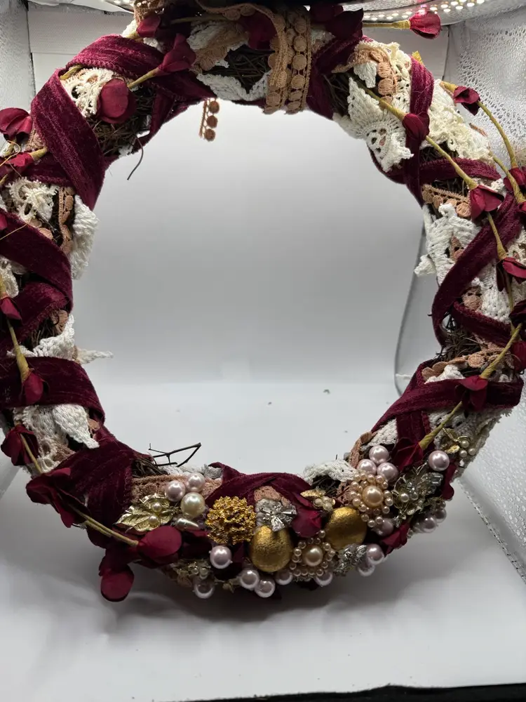 Made By NN Artist Christmas  Wreathe Burgundy, And gold 6”