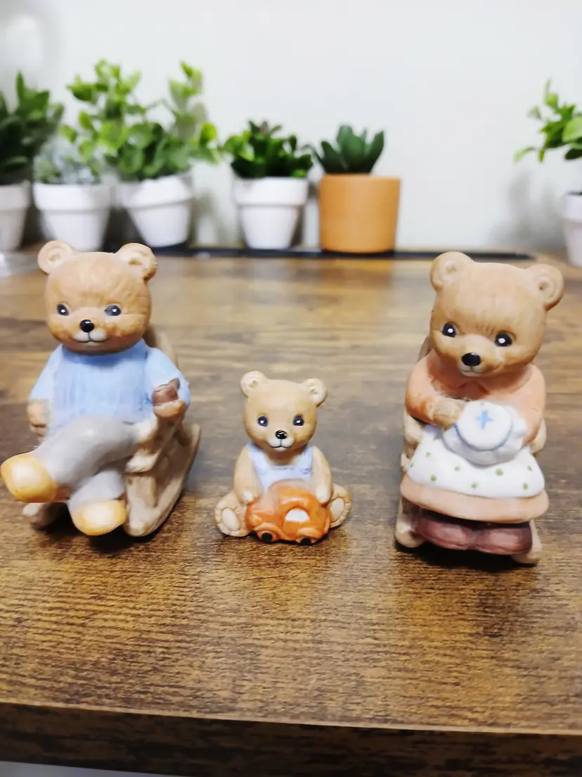 Homco Charming Bear Family Figurine Set
