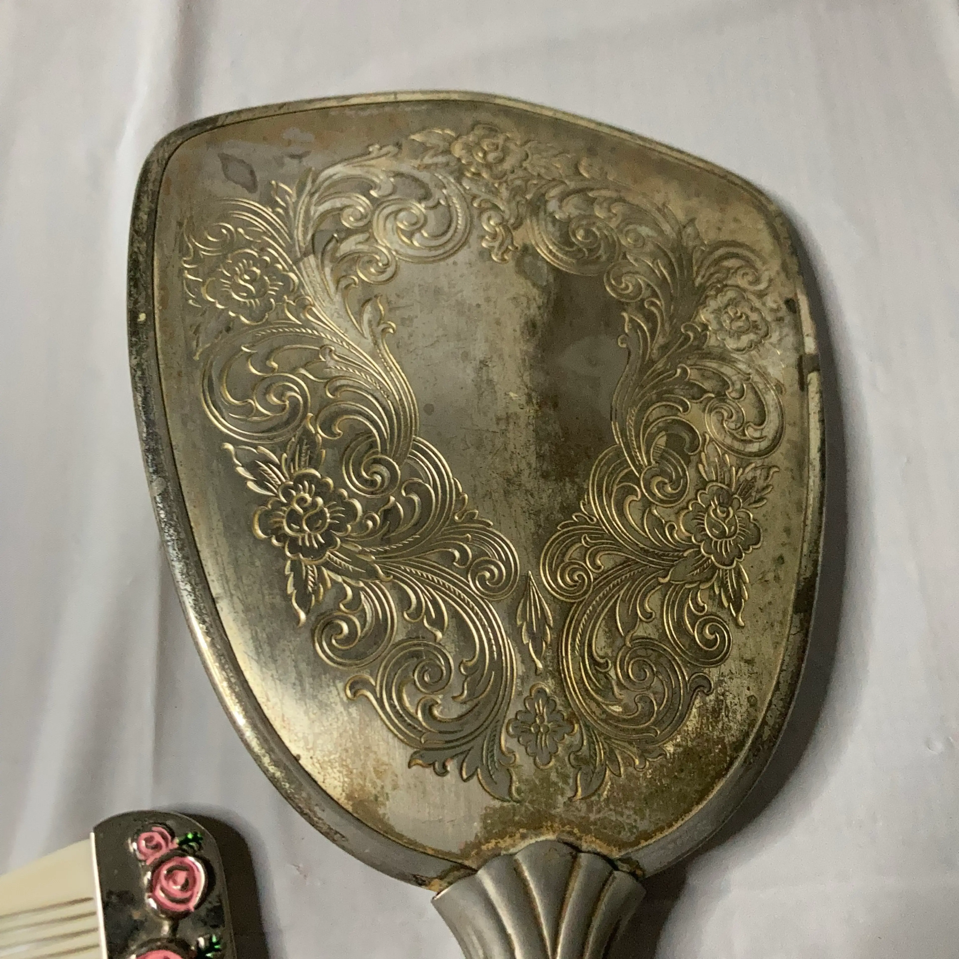 Image 2 of 14