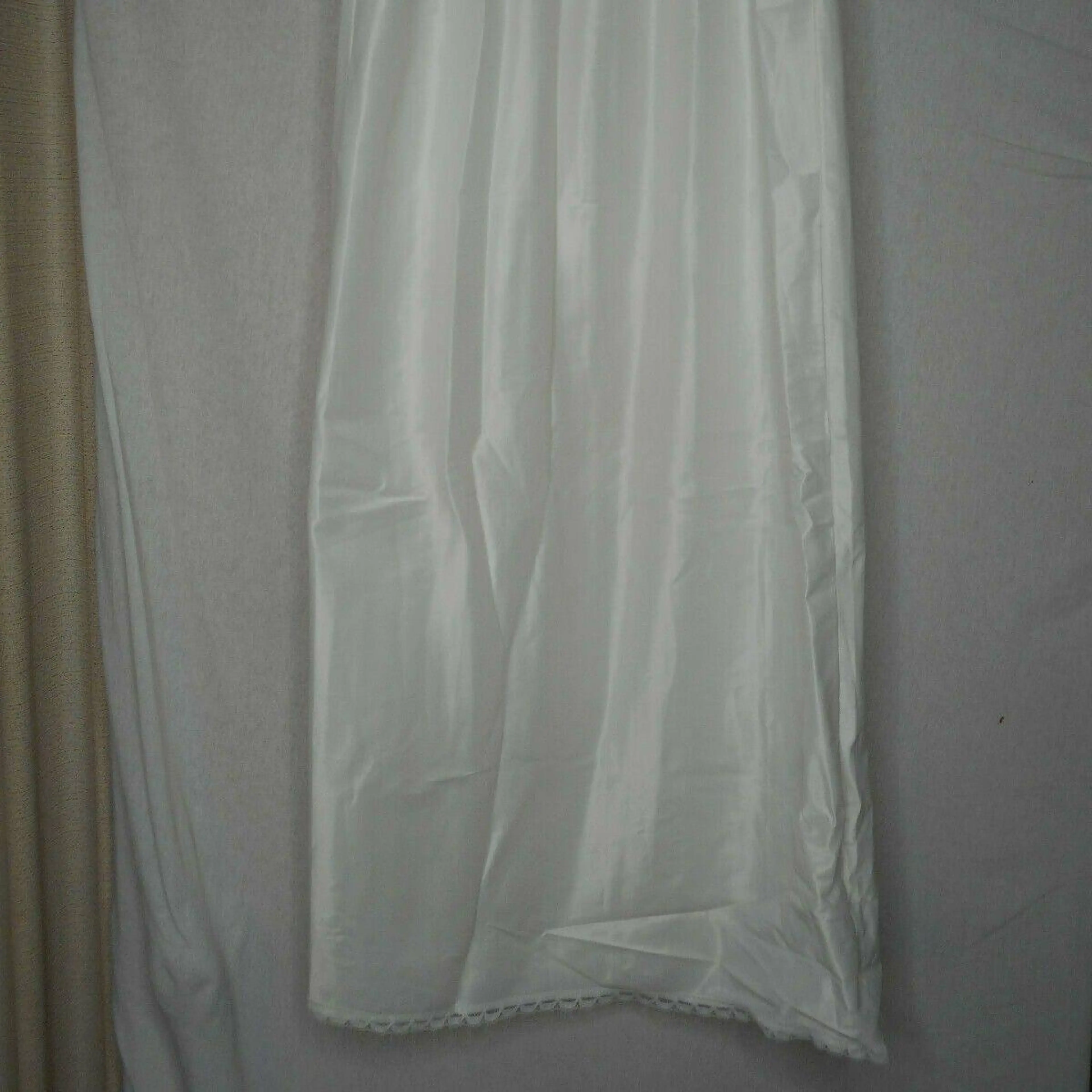 Image 2 of 5