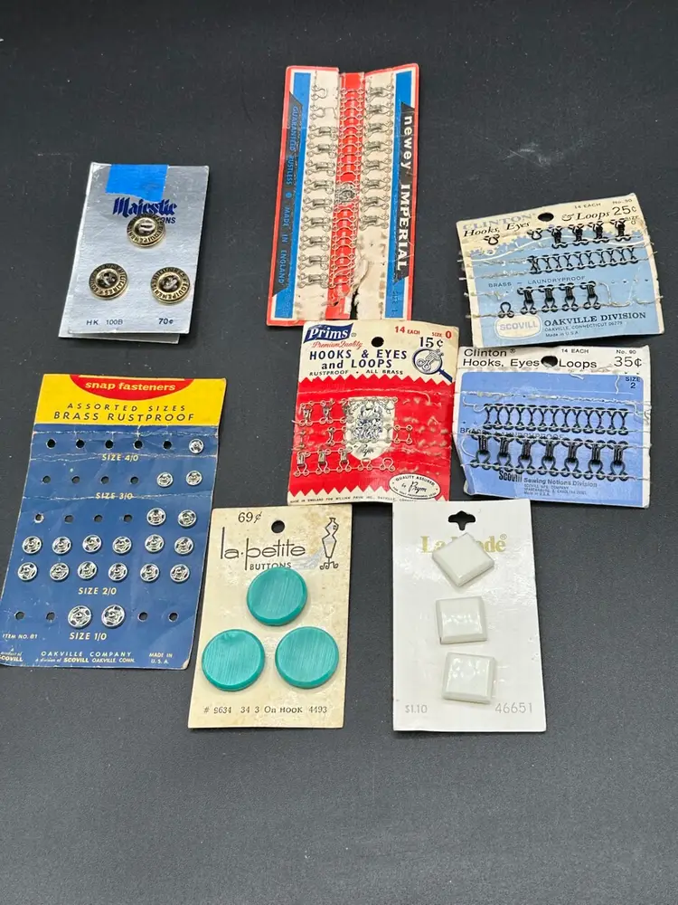 Vintage Snaps, Hook & Eyes,Snap & Buttons