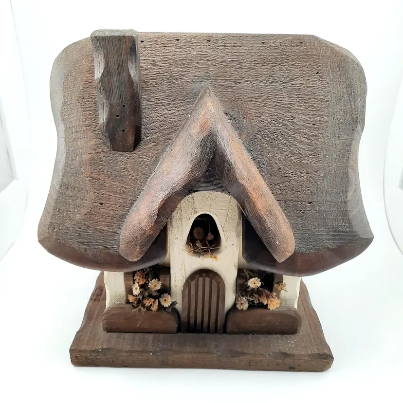 Vintage Rustic Birdhouse Olde Thatch Barb & Co 1995