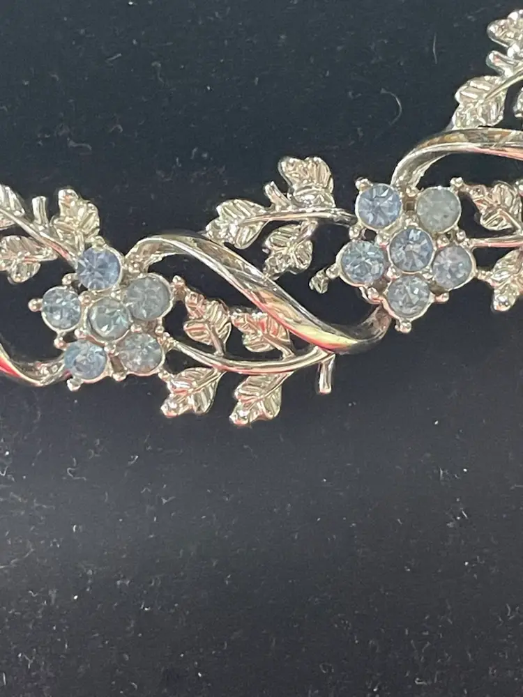 Vintage Lisner Necklace And Bracelet