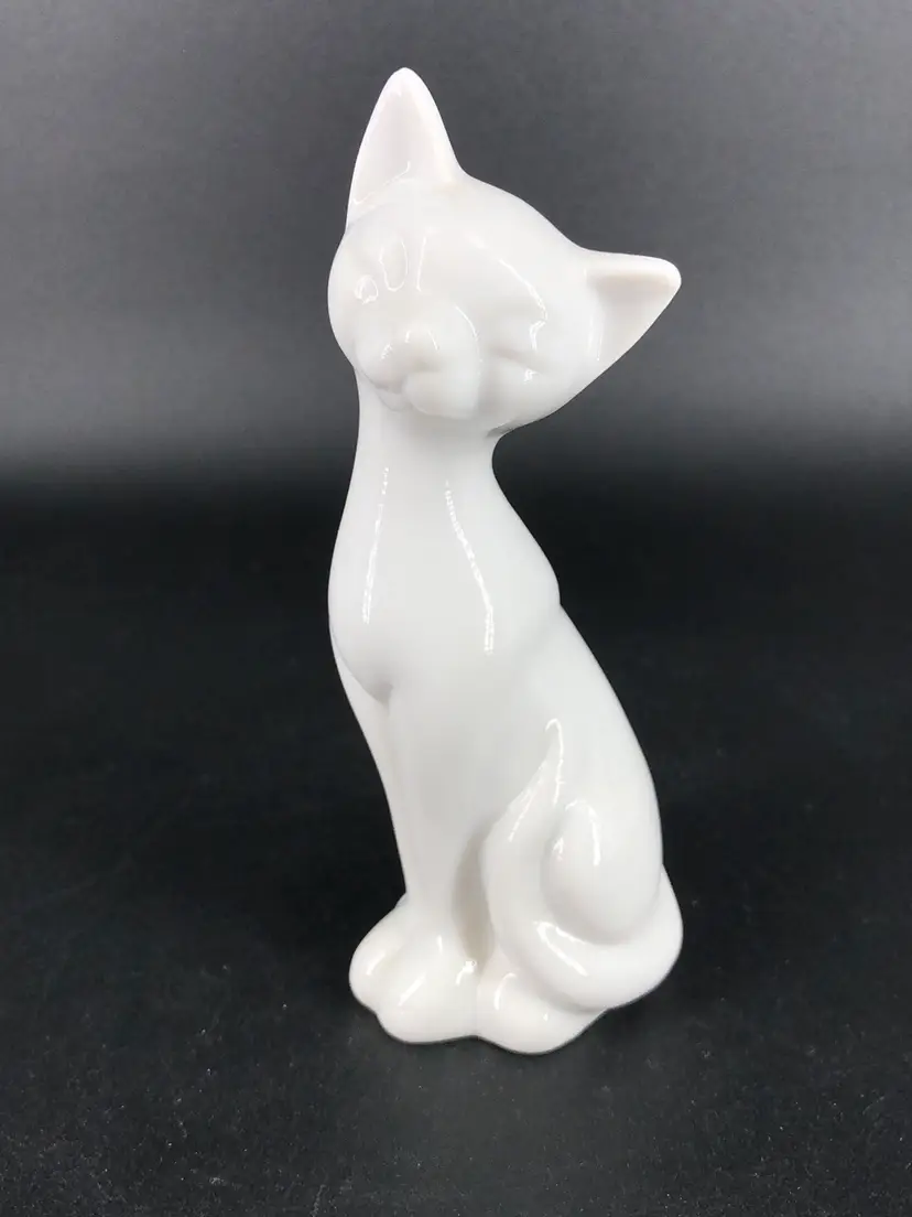 Vintage Porcelain White Cat Figurine