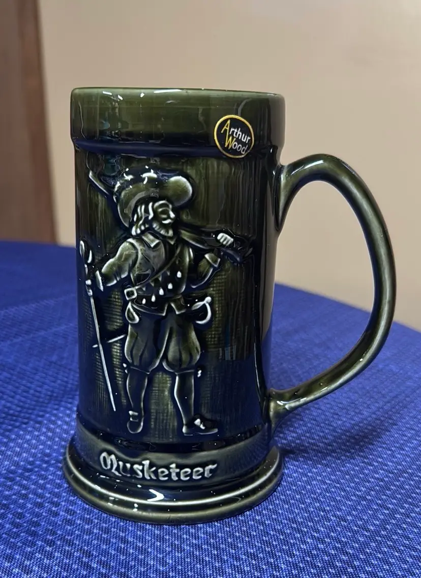 Arthur Wood Musketeer Green Tankard Made In England Excellent Condtion. Rare.