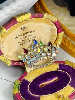 Vintage B David Rhinestone Crown Brooch