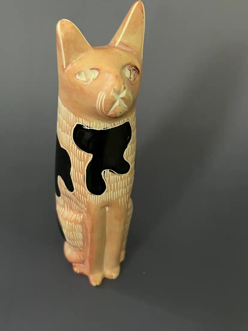 Hand Carved Soapstone Cat Figurine
From Kenya