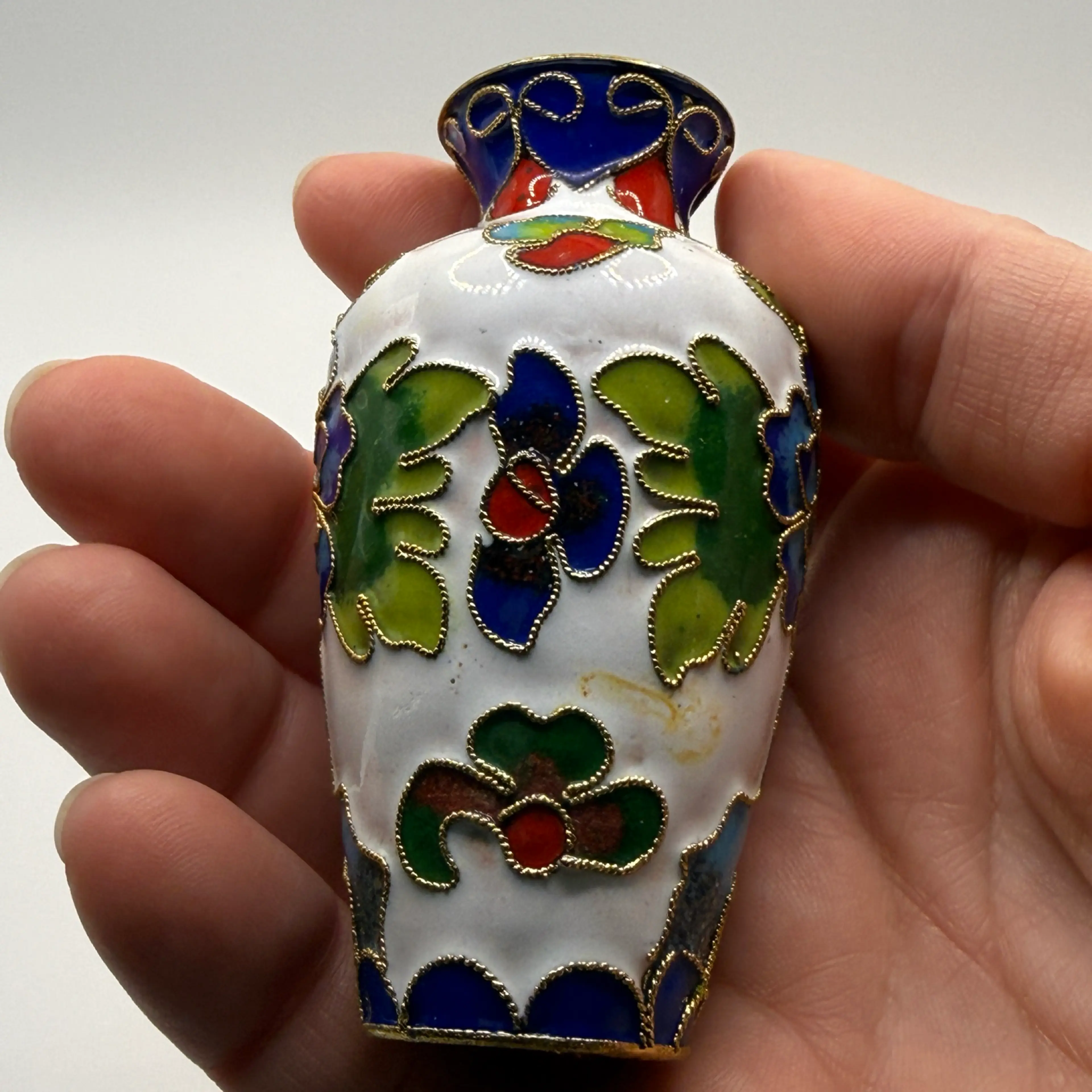 Image 3 of 6