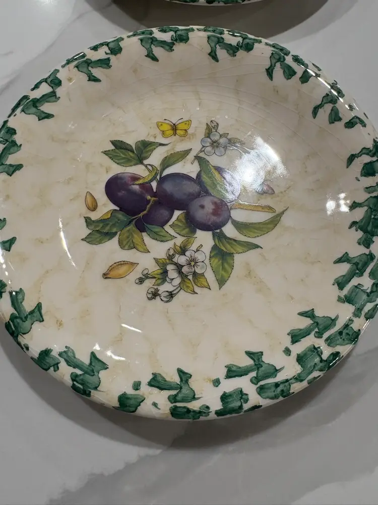 HiMark Hand Painted Vintage 1980’s Italy Salad Or Desert Plates Set Of 2