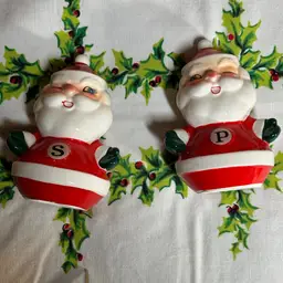 Holt Howard Santa Shakers