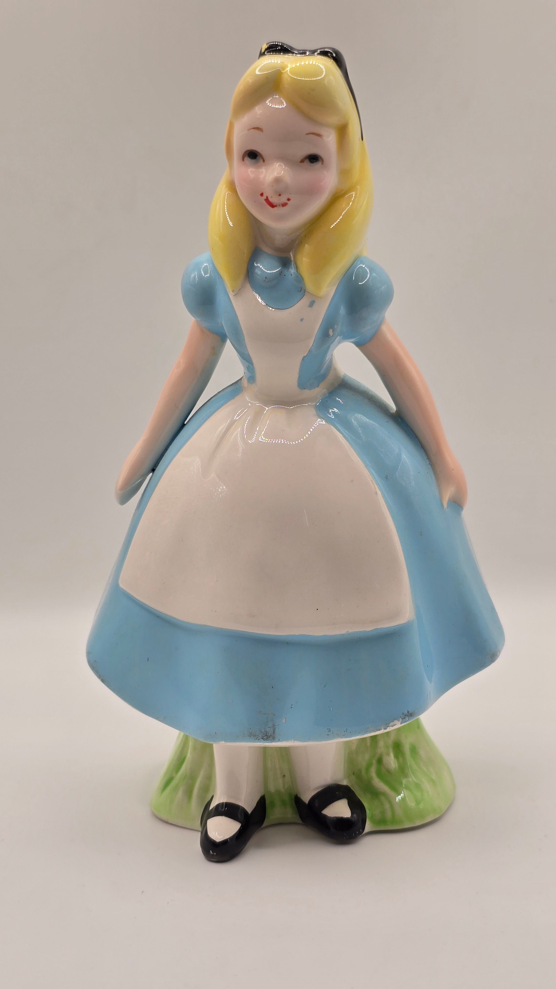 Vintage Walt Disney Productions Alice in Wonderland Ceramic