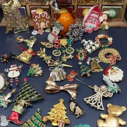 #123 - Holiday Jewelry $1 Starts Freeeee US Shipping