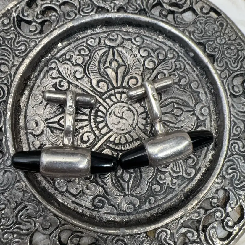 Vintage Antonio Pineda Sterling And Onyx, Modern Toggle Back Cuff links Vintage Taxco Silver