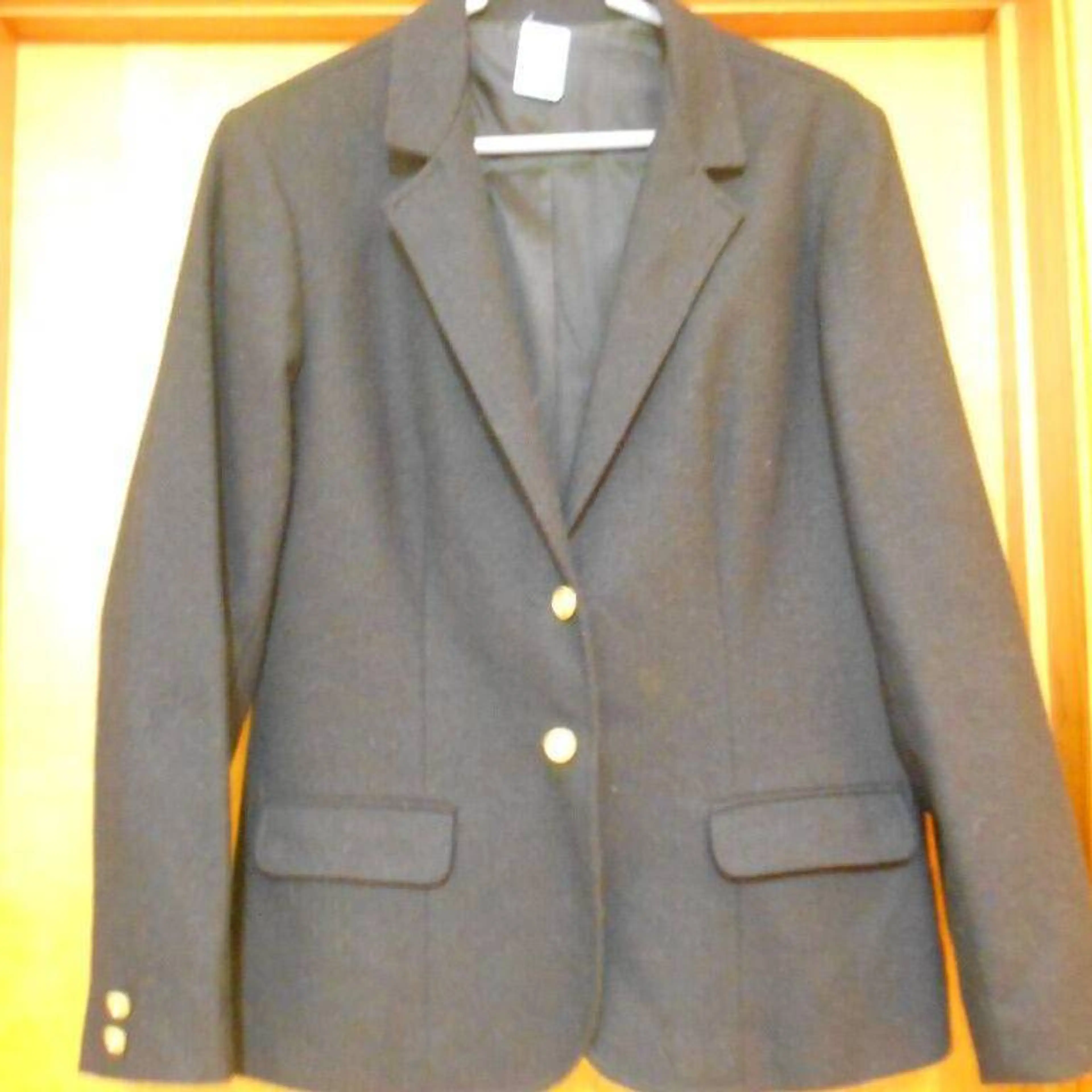 Image 2 of 10