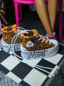 #01 Animal Print Minibrand Sneakers