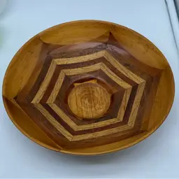 #4008 Vintage two-tone wooden bowl with geometric inlay pattern.