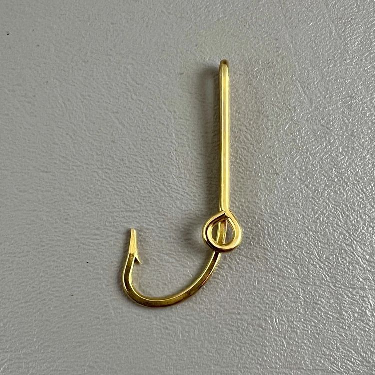 Vintage Gold Tone Fishing Hook Metal Cap Brim Tie Bar Clasp 2.25" Fisherman