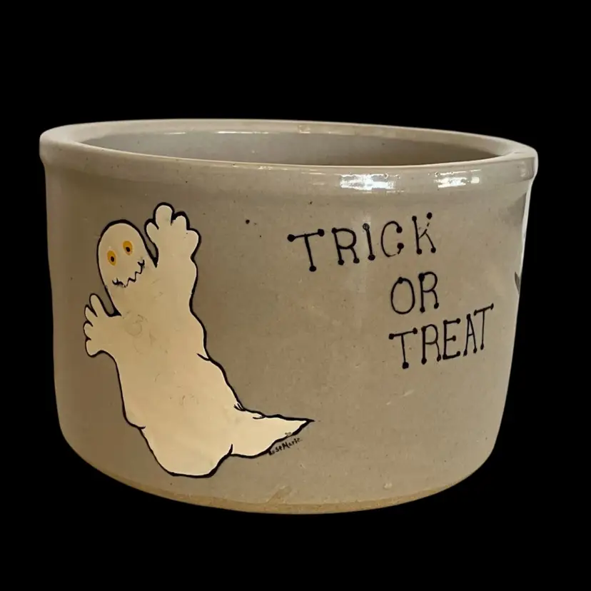 RRP Roseville Pottery Crock Hand Painted With Halloween Trick Or Treat Ghost And Witch