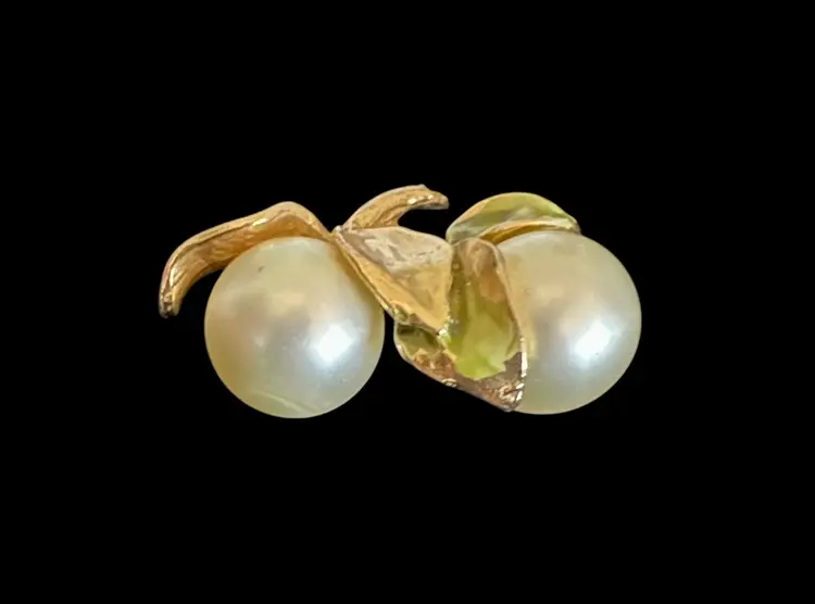 Vintage Large Double Faux Pearl Floral Gold Tone Pin Brooch #B-13