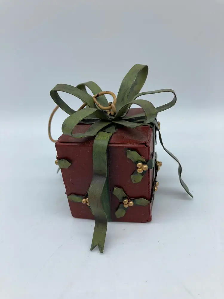 Metal Christmas Present Ornament with Hanger
