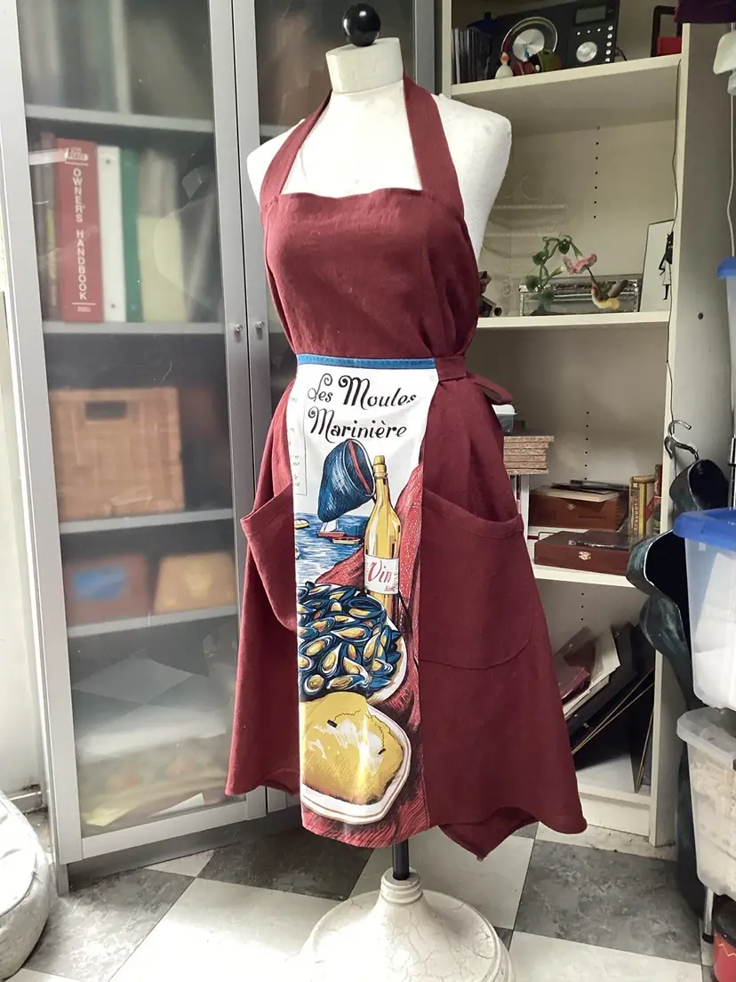 Linen And Tea Towel Apron - Les Moules Mariniere
