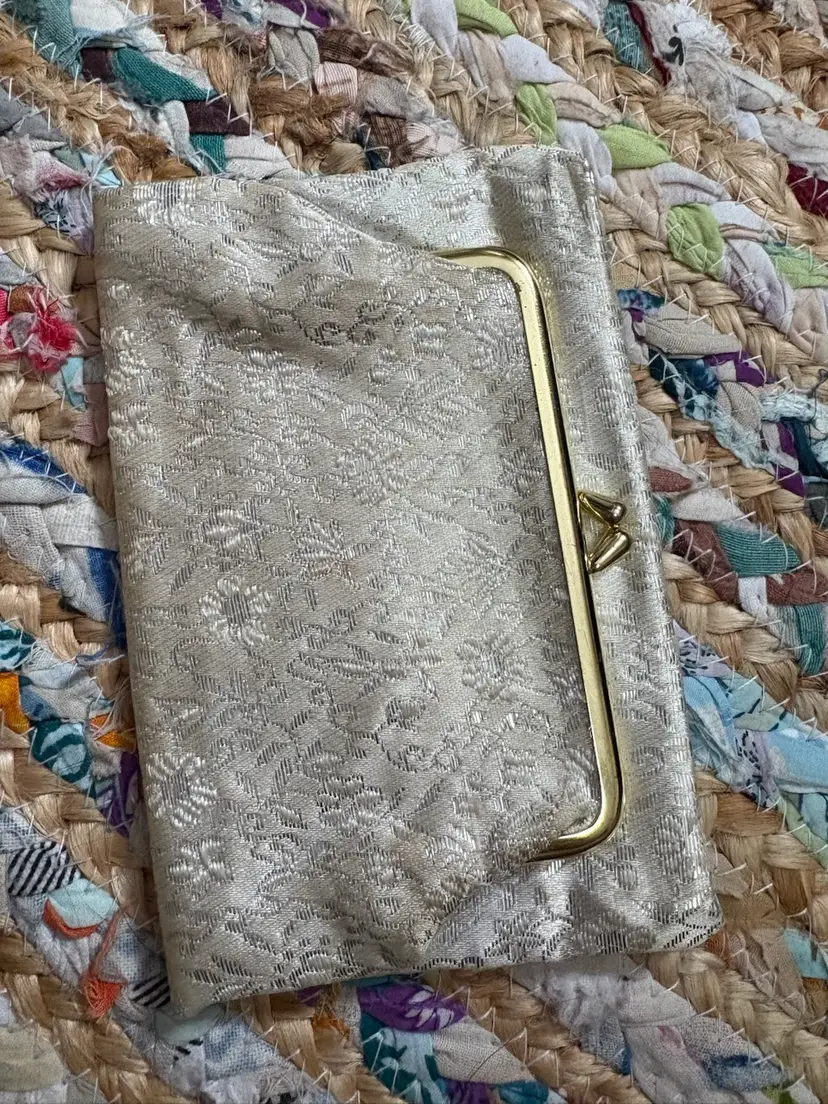 Elegant Small Purse. St. Thomas