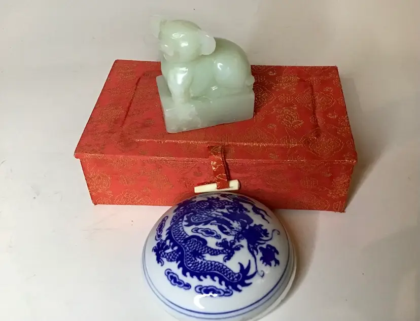 Chinese Jade Chop Carved Stone Pig Seal Stamp Set & Gift Box