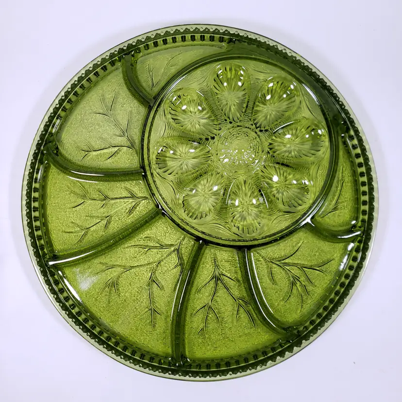 Vintage INDIANA GLASS Avocado Green Pebbled Leaf Deviled Egg Relish SERVING TRAY