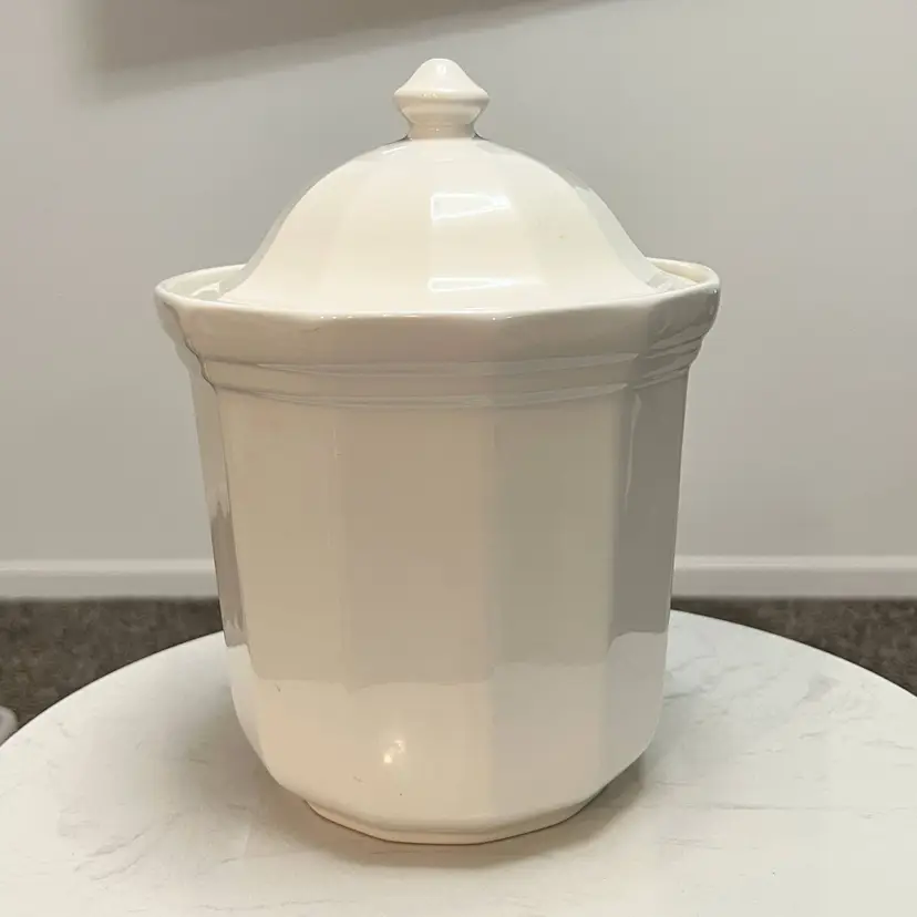 Pfaltzgraff Heritage Canister 11" XL Ivory Farmhouse Cottagecore French Country