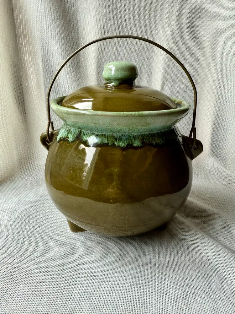 Vintage Hull Pottery Green Drip Glaze Bean Pot