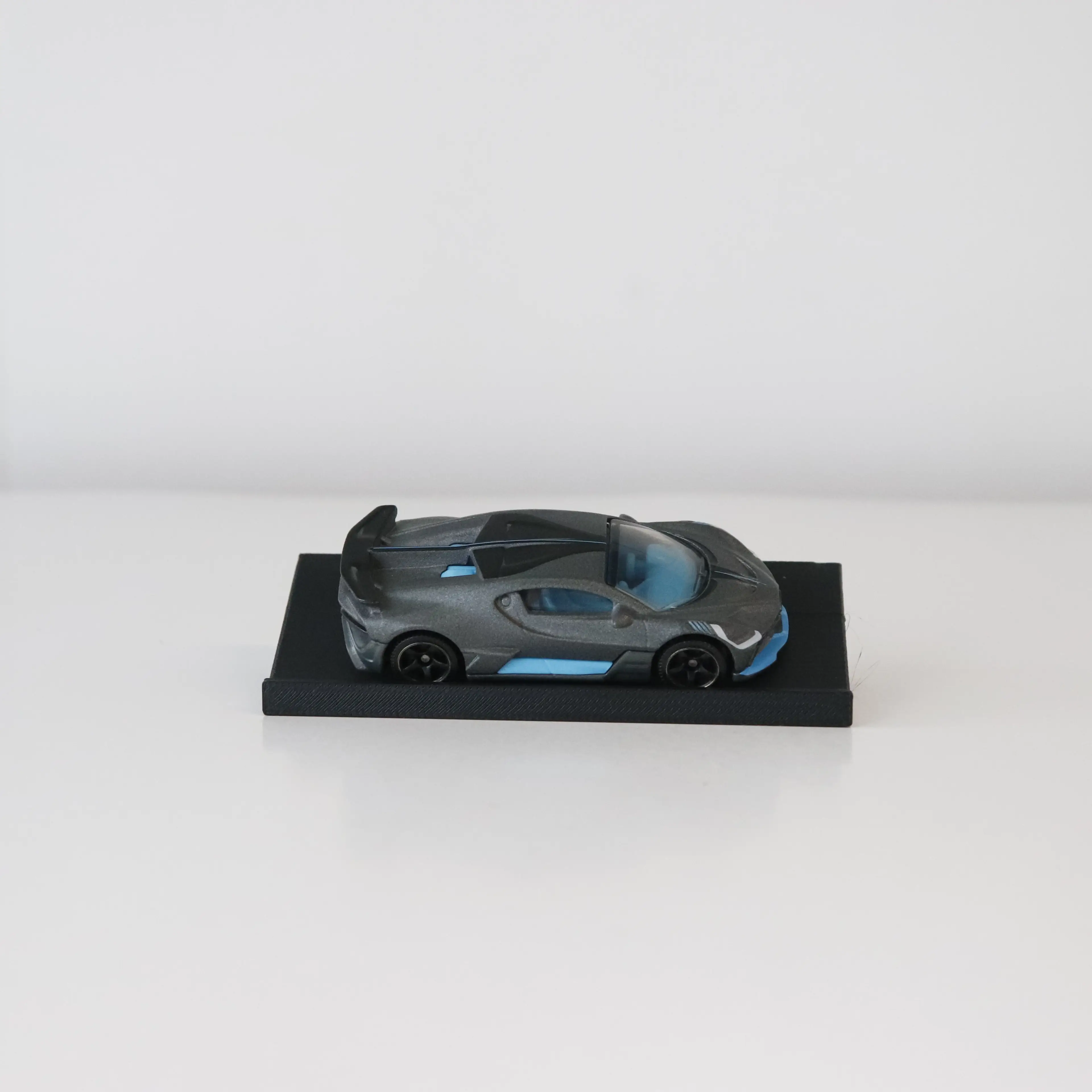 Image 5 of 5